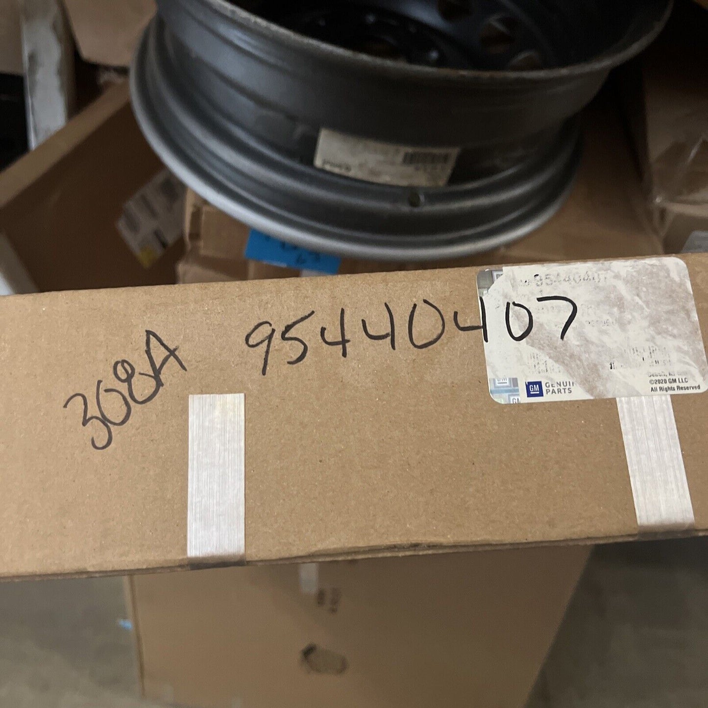 Genuine OEM GM Chevrolet Cruze Rear Left Side Weather-Strip On Body 95440407