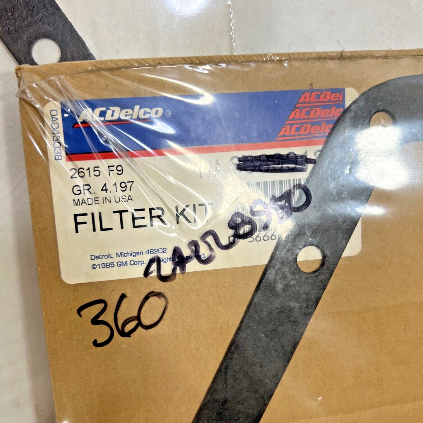 Genuine OEM GM ACDelco Century Auto Transmission Fluid Filter Kit 88-93 8689918