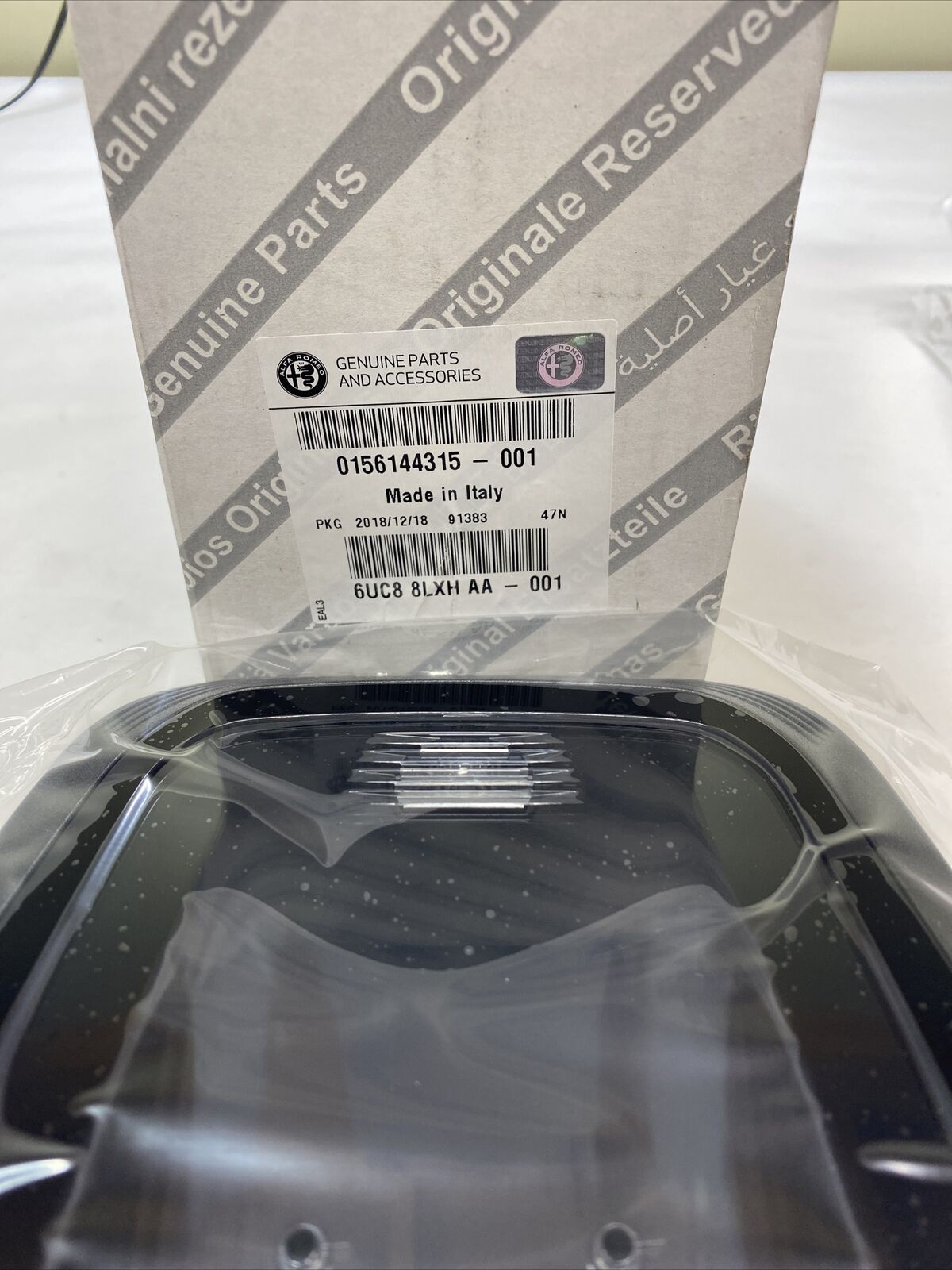 New OEM Alfa Romeo Giulia Roof Console Unit Center Black 2017-19 6UC88LXHAA