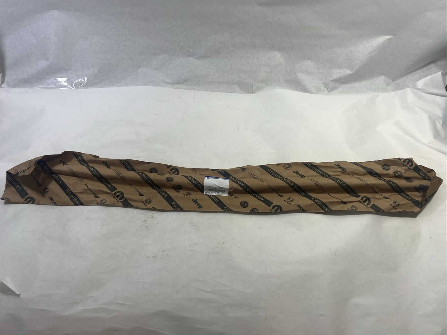 Genuine OEM Mopar 1500 Rear Door Belt Outer Weatherstrip 2019-2024 68285876AE