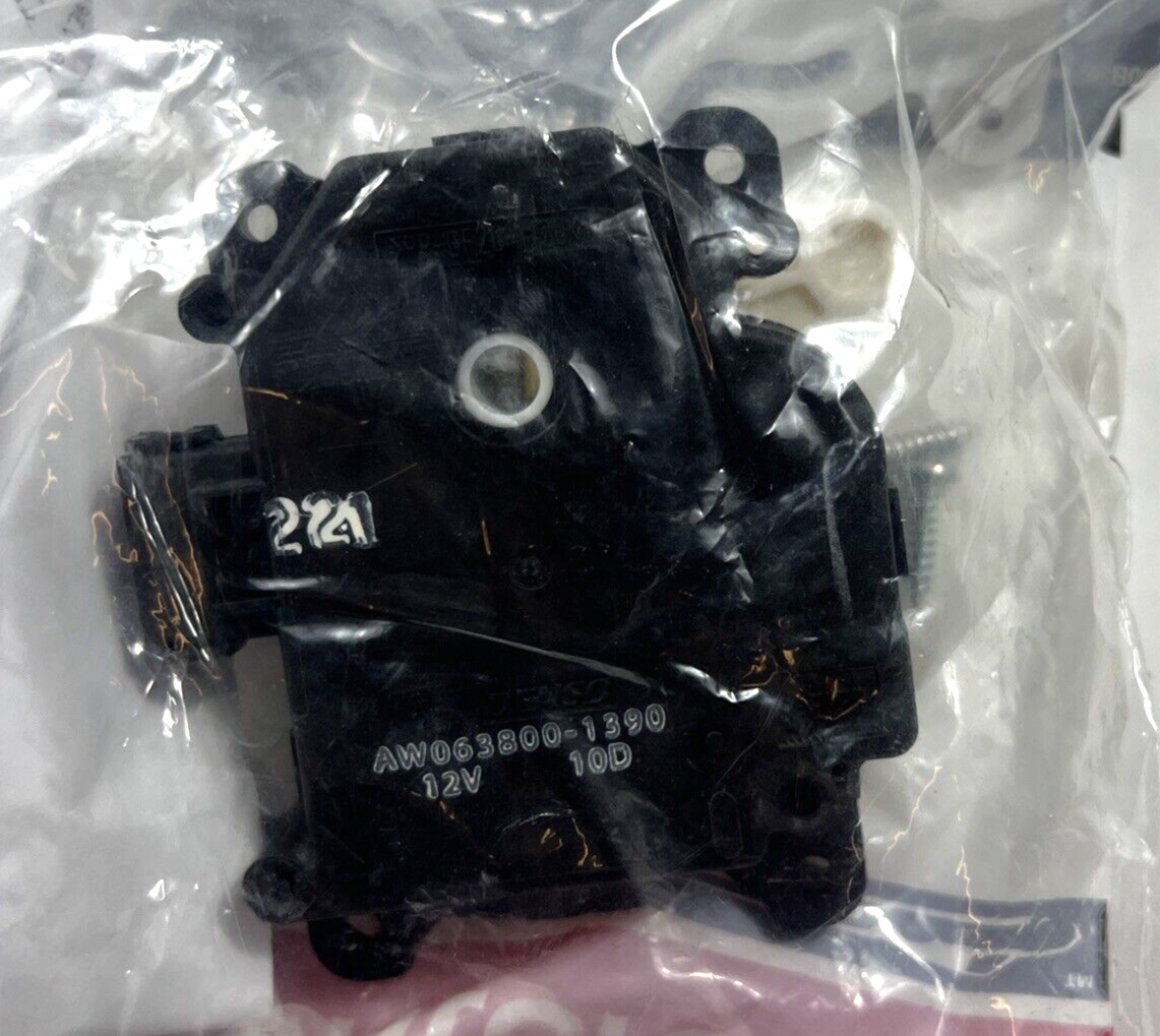 NEW Ford HVAC Blend Door Actuator-Heater Blend Door Actuator Motorcraft YH1876