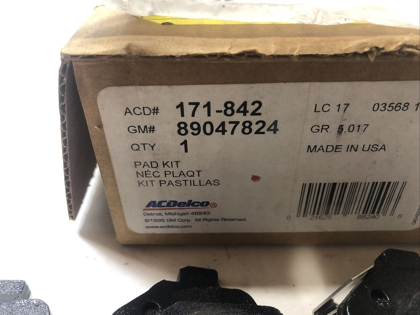New OEM Genuine GM ACDelco 171-842 Chevrolet 01-07 Disc Brake Pad Set 89047824