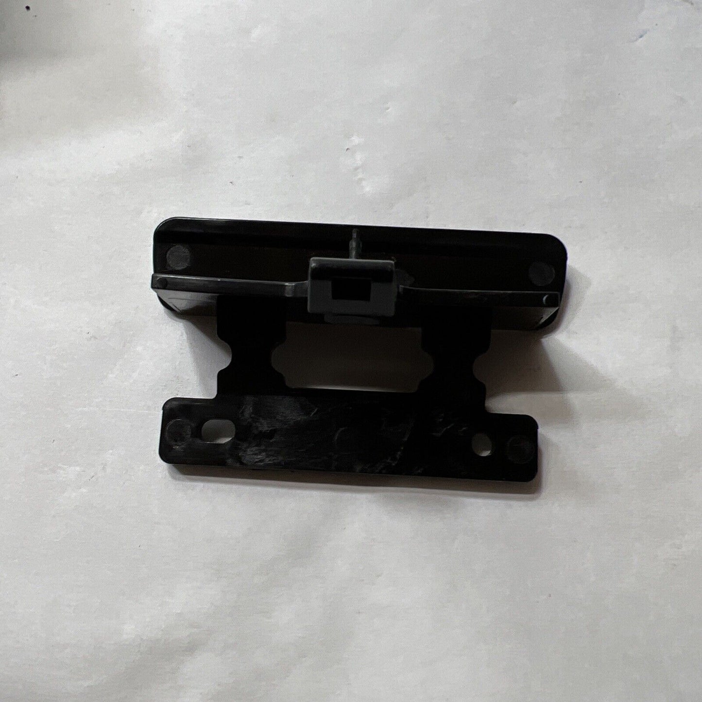 New OEM Genuine NAPA 2007-14 924-810 Center Console Latch Black 730-6335