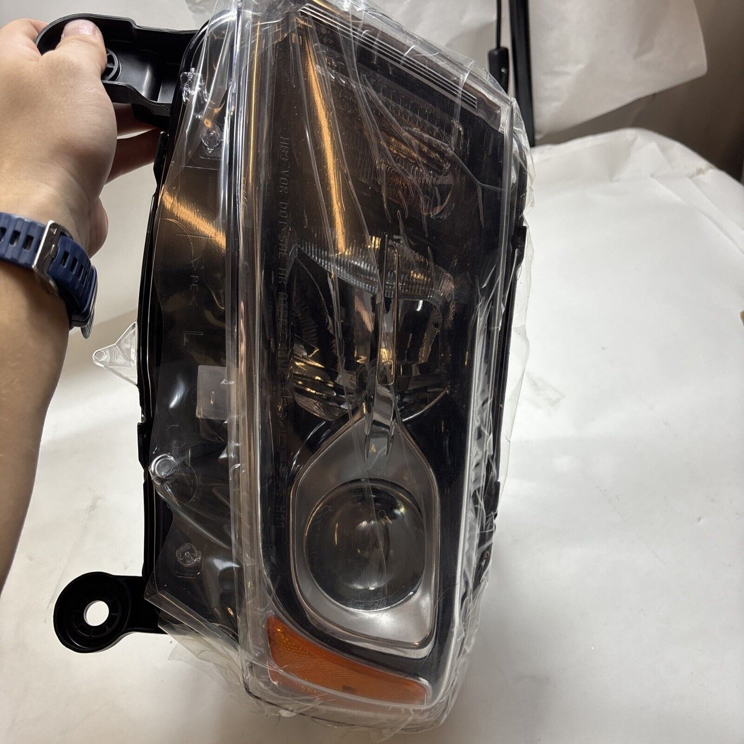 Genuine OEM Mopar 2014-2016 Jeep Grand Cherokee Left Side Headlight 68110997AF