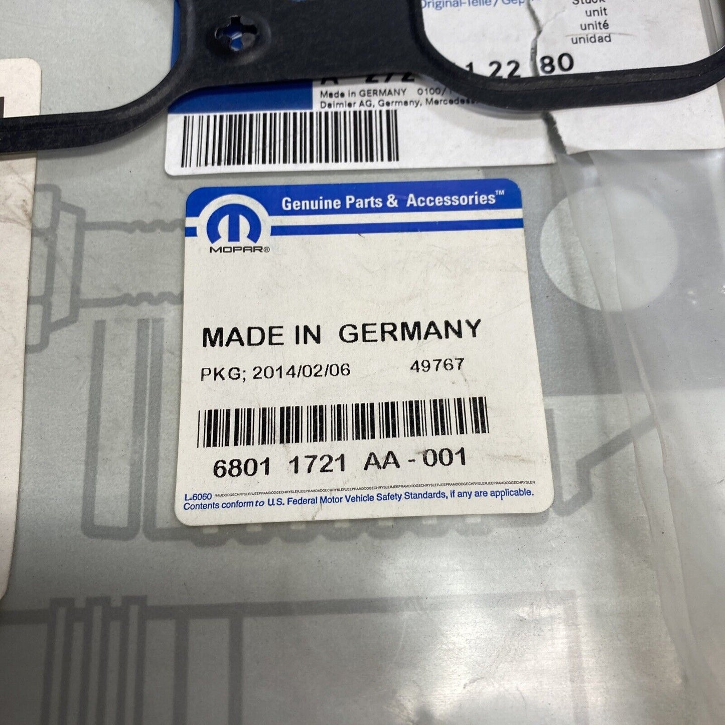 New OEM Mopar Dodge Sprinter Manifold Gasket Left 2007-08 68011721AA
