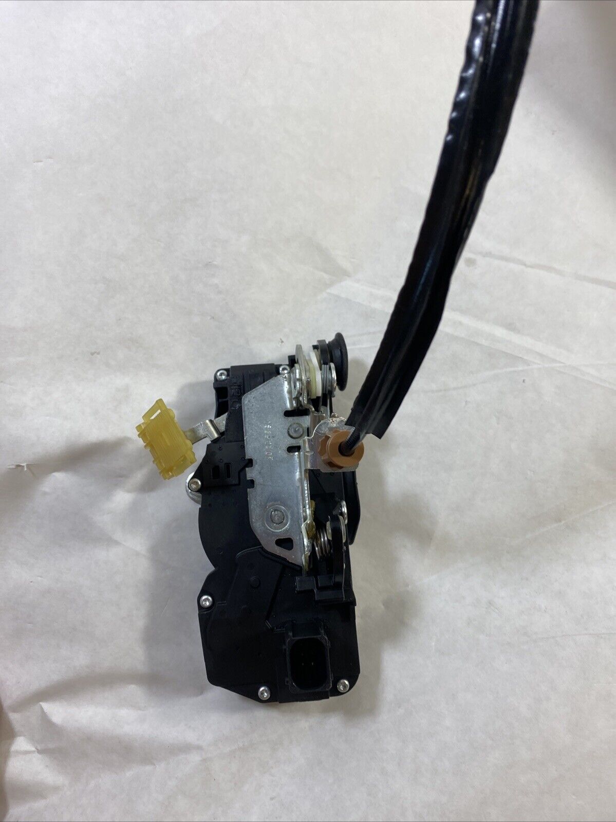 Genuine OEM GM ACDelco Rear Left Driver Side Door Latch with Actuator 15896626