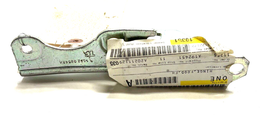 New OEM Genuine Mopar Sebring 01-05 Right Side Hood Hinge 5905A028 Mitsubishi