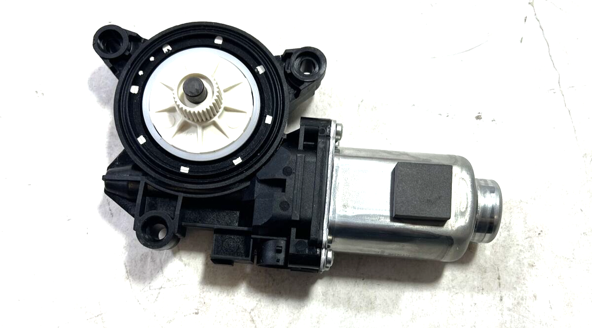 Genuine OEM Hyundai Right Power Window Regulator Motor Assm Kia 16-20 83460F2000
