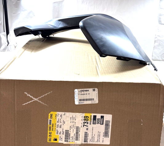 Genuine OEM GM Chevy Silverado 2500 HD Front Bumper Trim 2020-2023 84678868