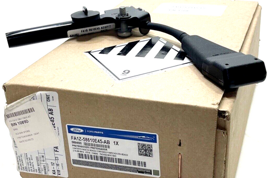 New OEM Genuine Ford Lincoln MKX Seatbelt Buckle 2016-2018 FA1Z58610E45AB