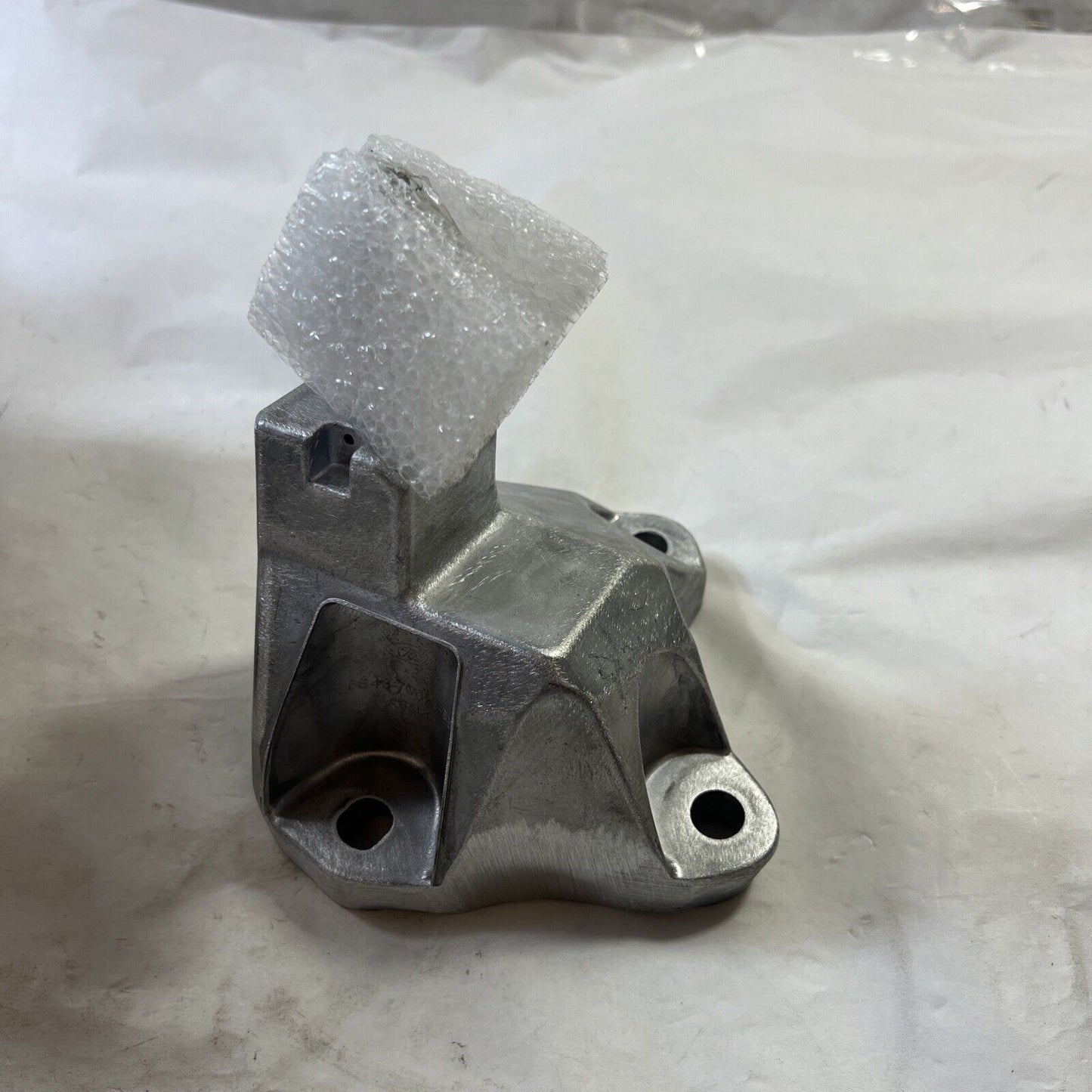 Genuine OEM Ford Transit Connect Transmission Upper Support Bracket 6S4Z7M125BB