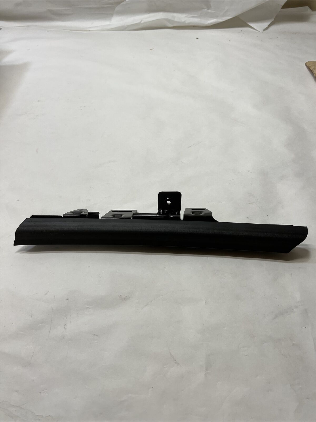 New OEM Ford Mustang Weatherstrip Right Passenger BR3Z-76297B06-A