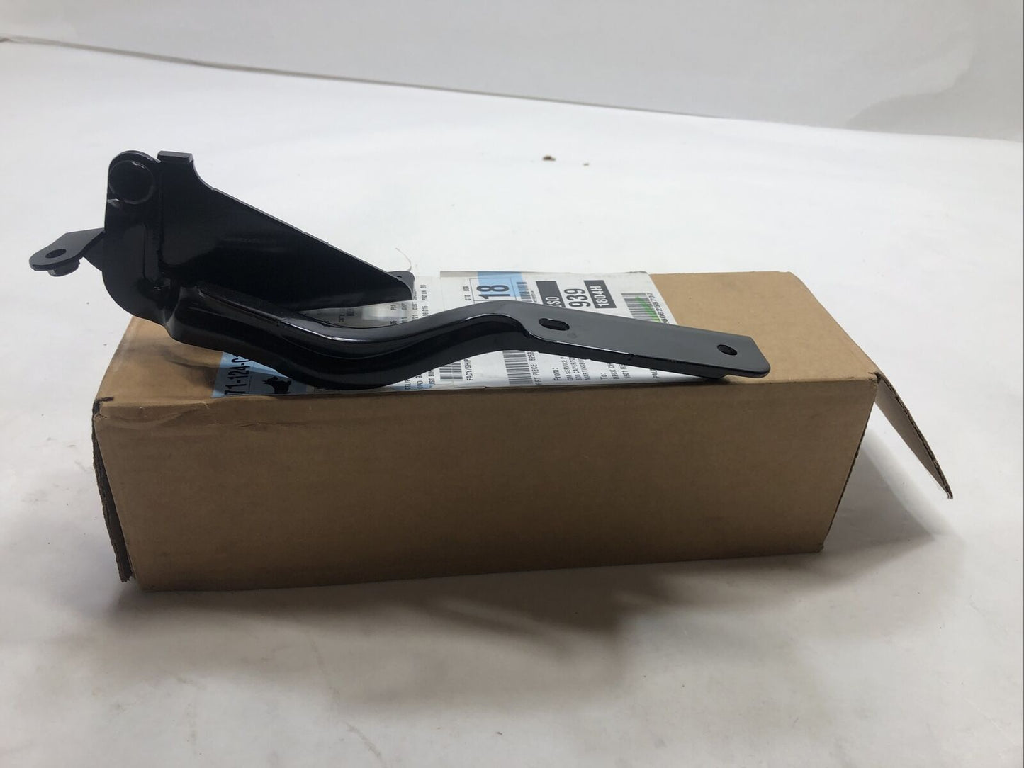 New OEM Genuine GM Chevrolet 15-18 Left Driver Side Hood Hinge 19317805