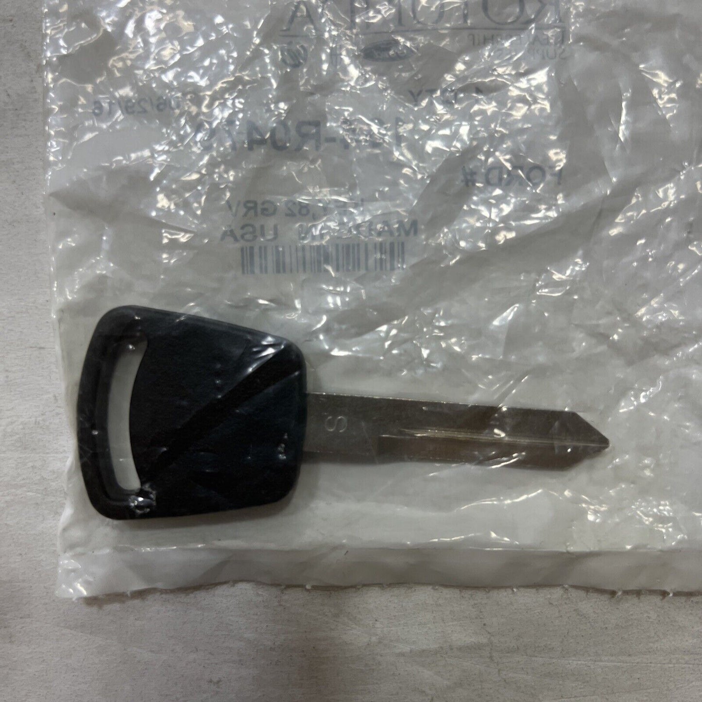 New OEM Ford Key 164R0479