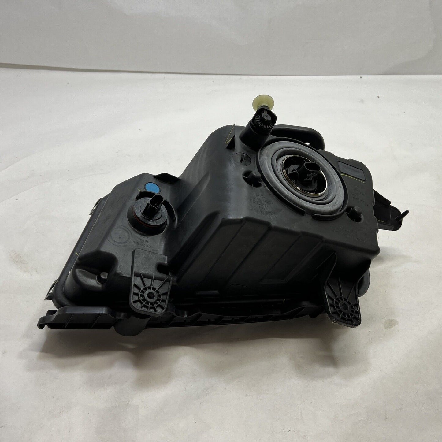 GM OEM Chevrolet Camaro-Headlight Head Light Headlamp 10-13 22959918