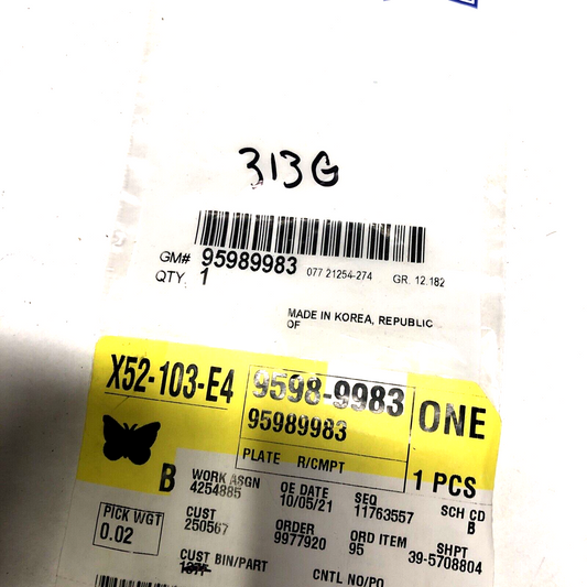 New OEM Genuine GM Chevrolet 11-16  Driver's Side (LH) Nameplate 95989983