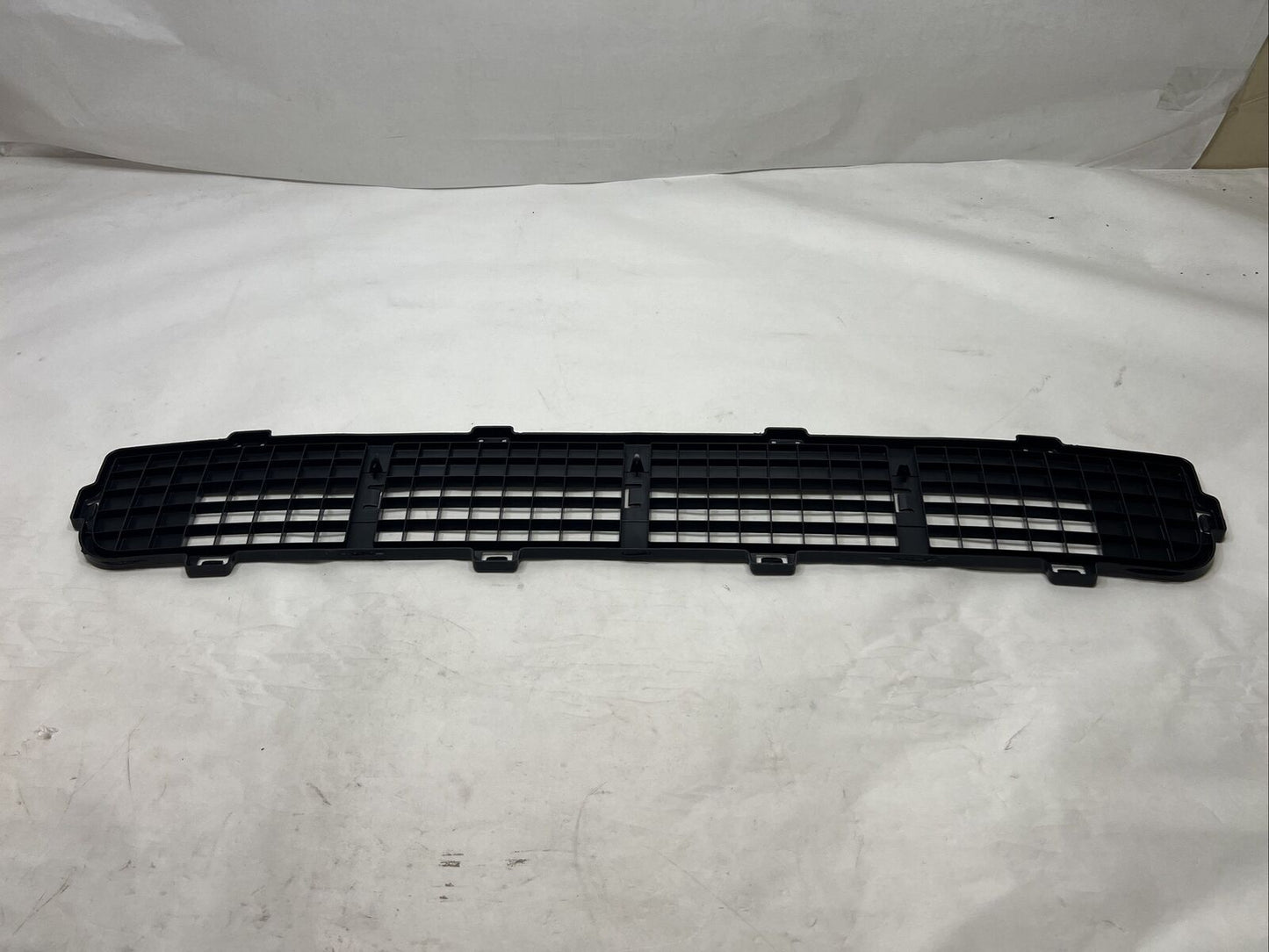 New OEM Genuine Ford Edge 2008-2010 Bumper Grille 8T4Z17K945A