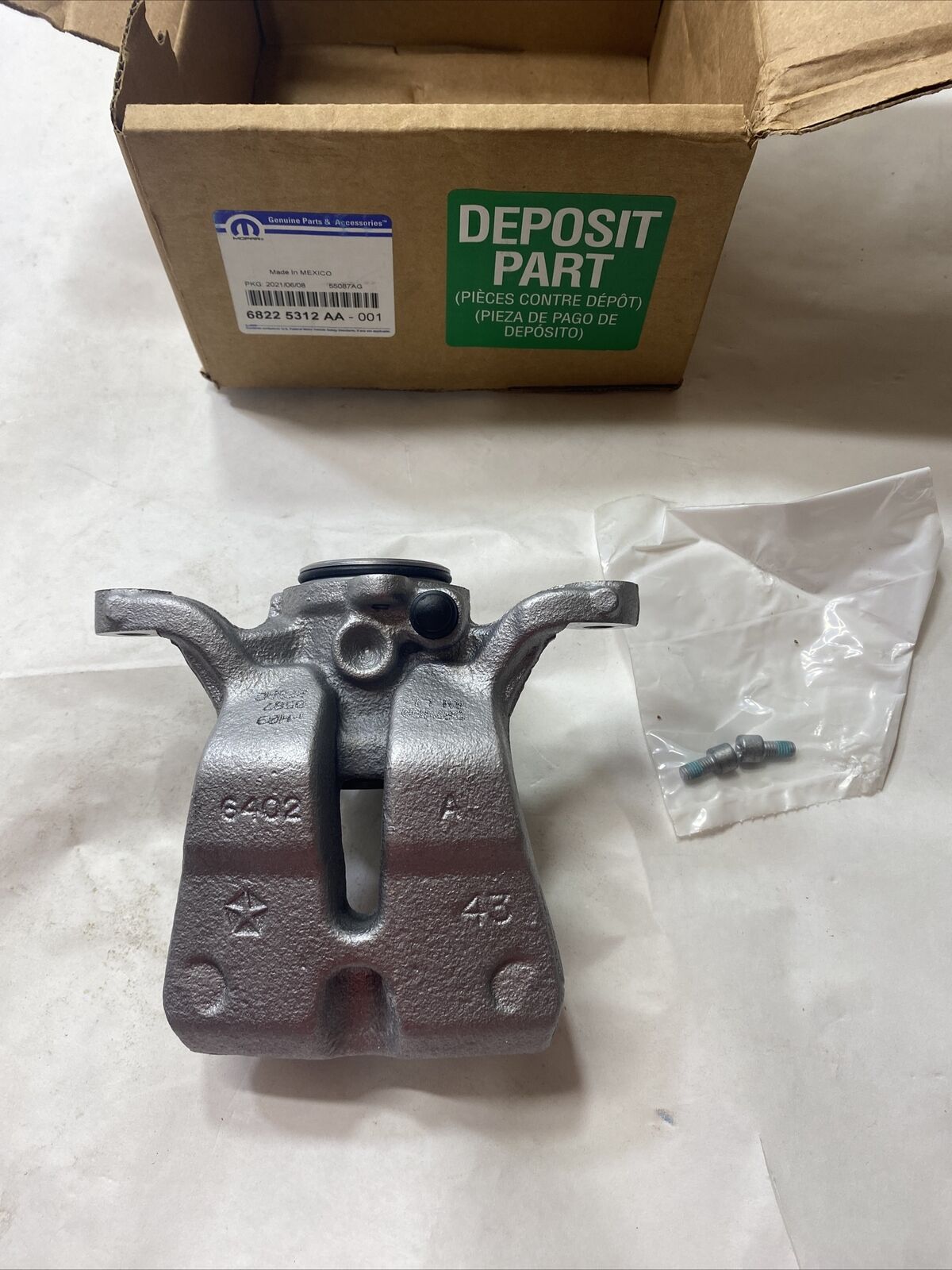 New OEM Genuine Mopar 14-22 Right Passenger Side Disc Brake Caliper 68225312AA