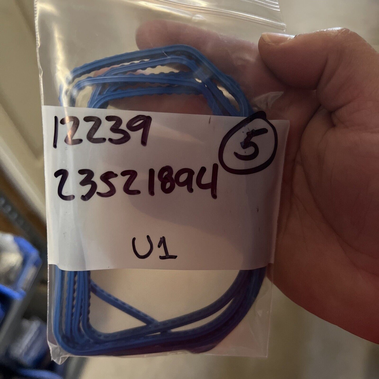 New OEM Genuine Detroit Diesel Thrust Plate Oil Seal 23521894