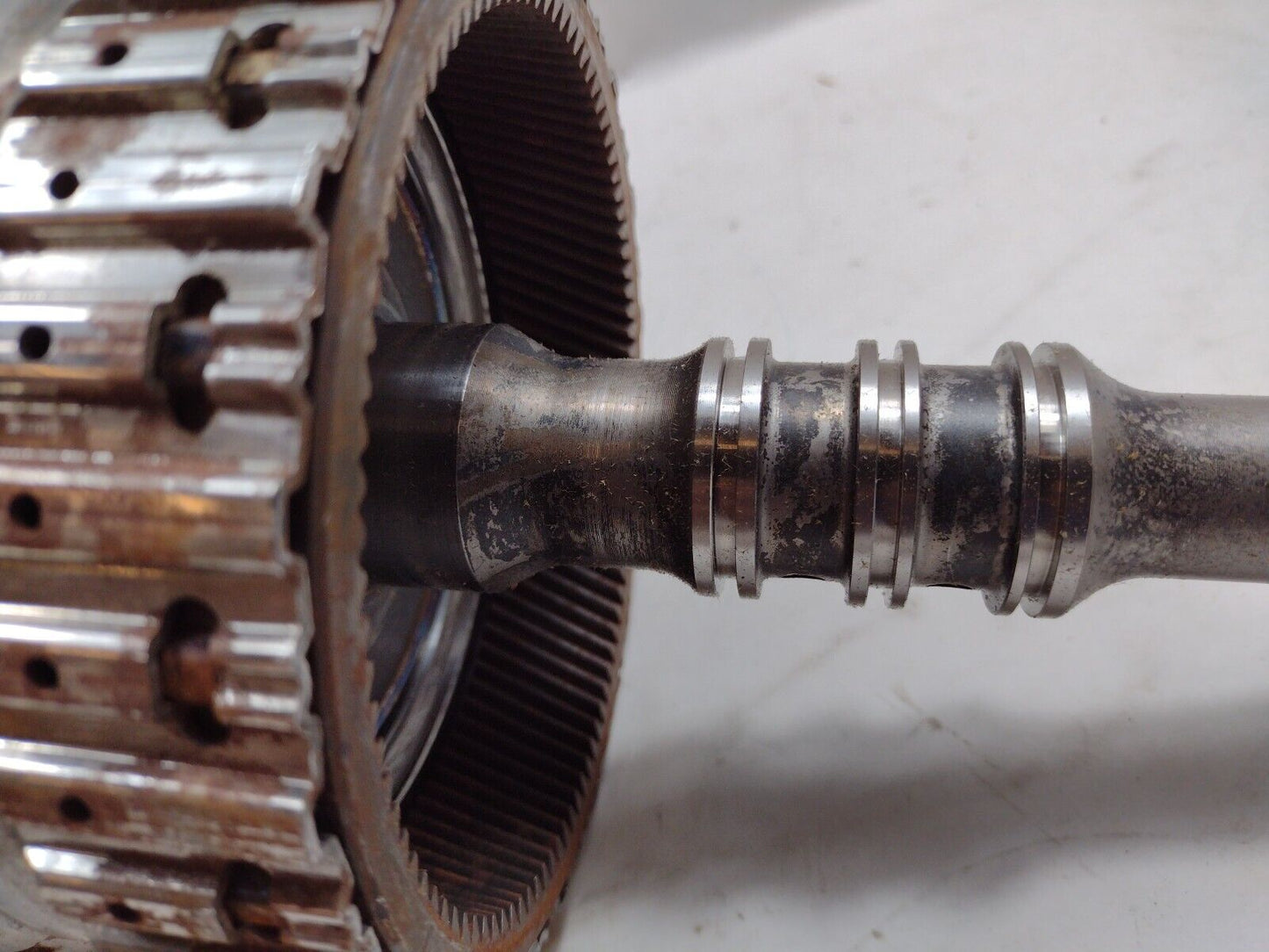 Genuine OEM GM Chevrolet Silverado Auto trans Clutch Housing 2016-2021 24237556