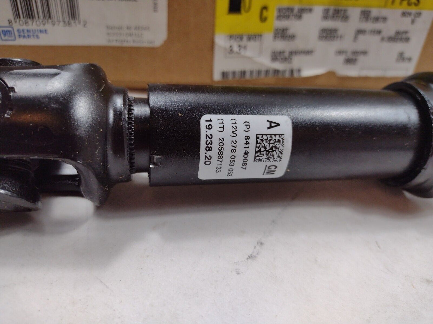 Genuine OEM GM Chevrolet Impala Intermediate Steering Shaft 2011-2020 84140087