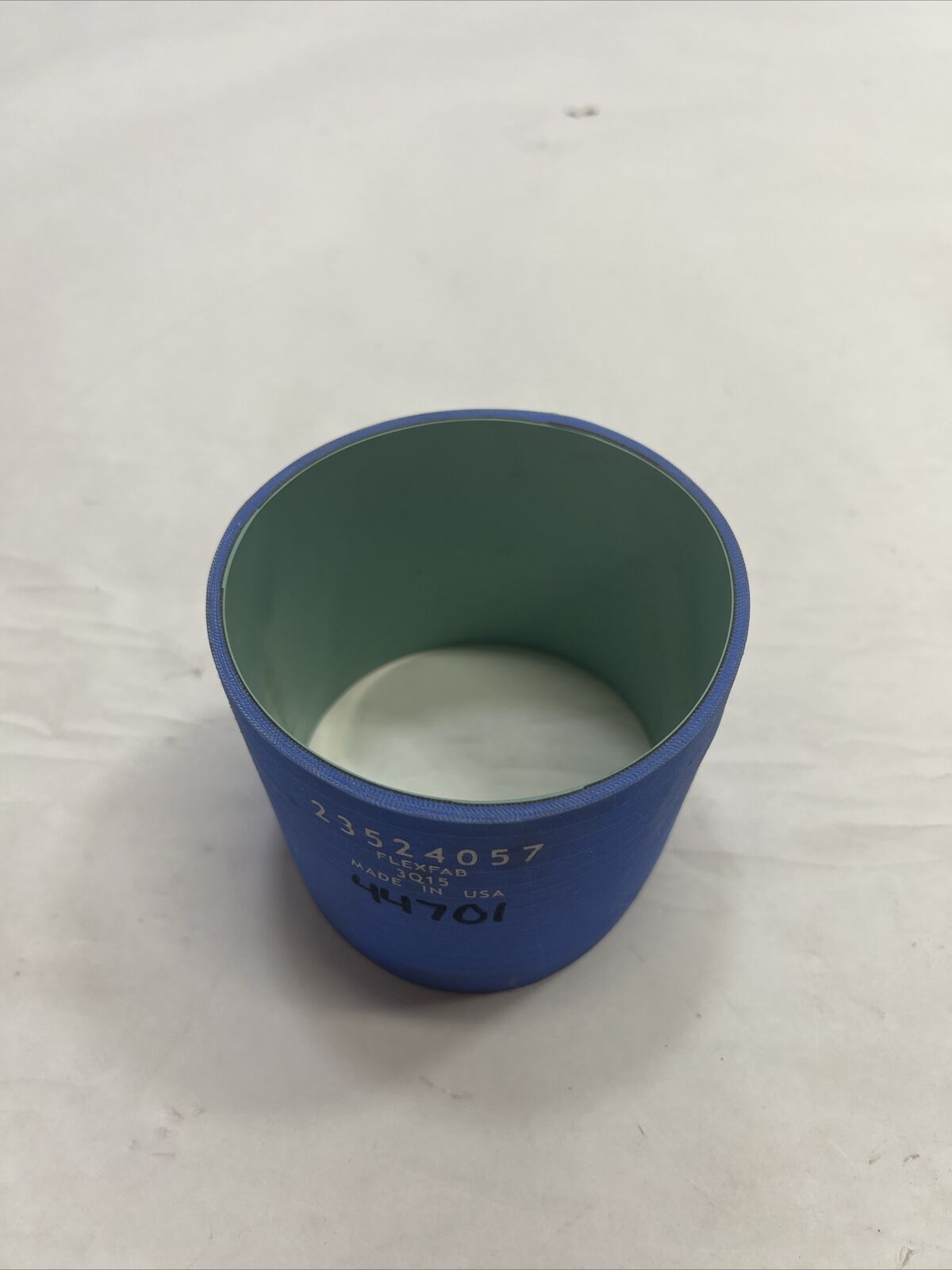 New OEM Genuine Detroit Diesel Air Intake Hose 23524057