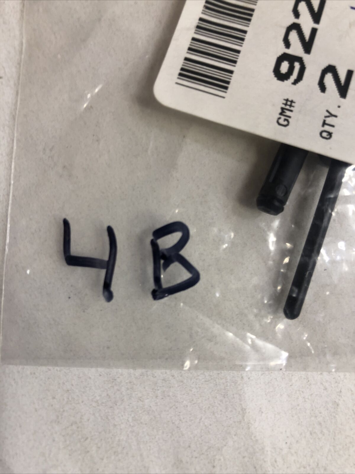 New OEM Genuine GM Chevrolet 10-15 Front Bumper Fascia Molding Rivet 92231490