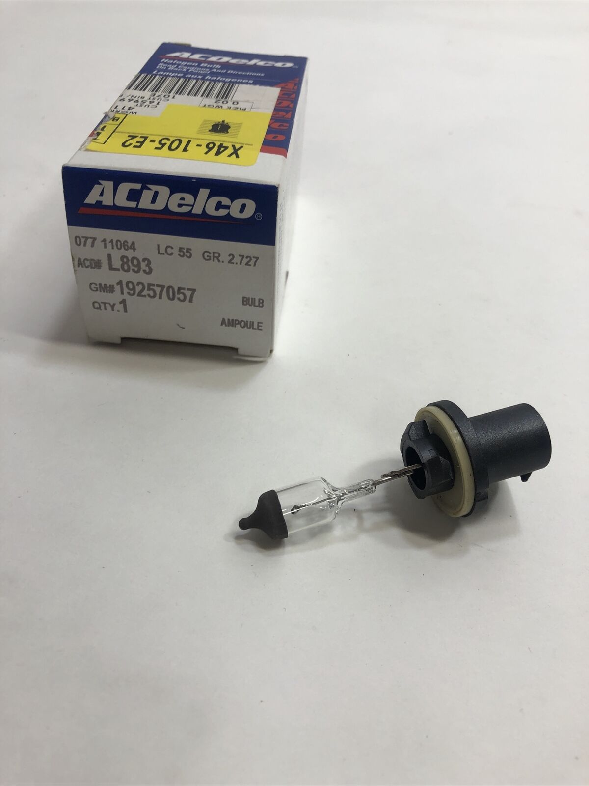 GM OEM Front Foglight Fog Light Bulb 91-09 19257057