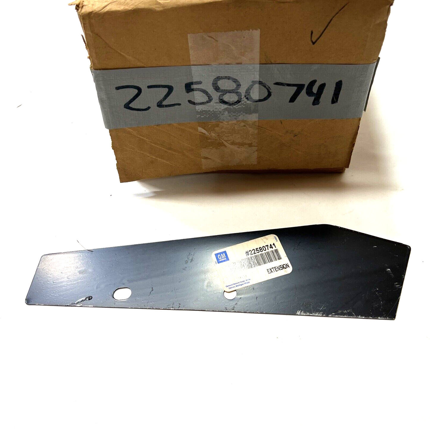 New OEM GM LH quarter panel extension Pontiac Sunfire Chevy 95-05 22580741