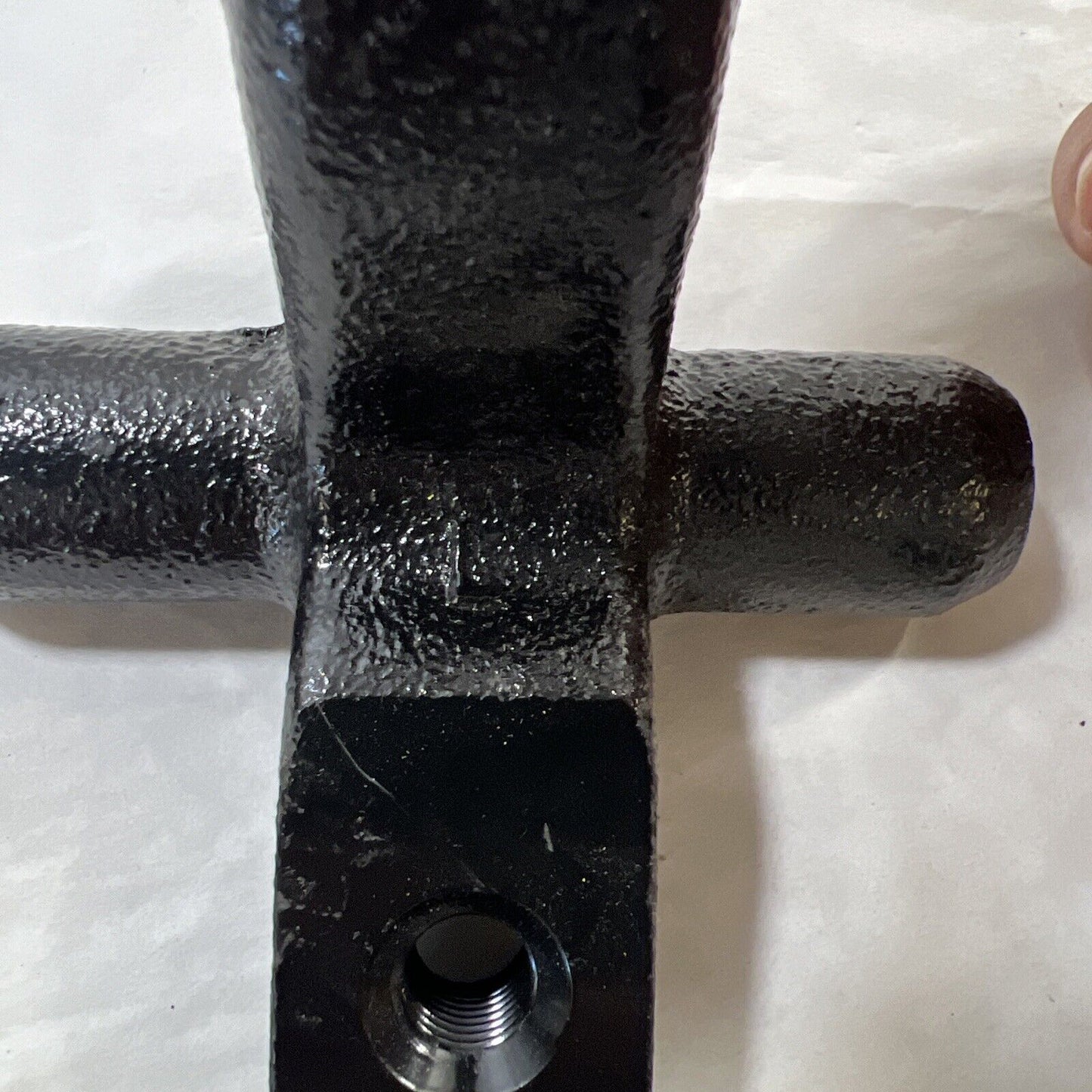 Genuine OEM GM Chevrolet Silverado 1500 Front Right Side Tow Hook 99-07 15709128