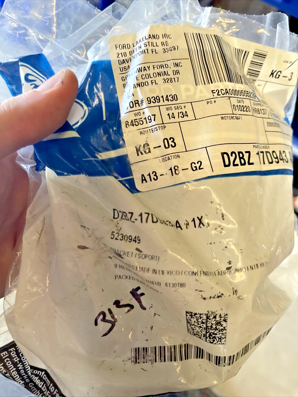 New OEM Genuine Ford Fiesta 14-19 Left Driver Side Support Bracket D2BZ17D943A