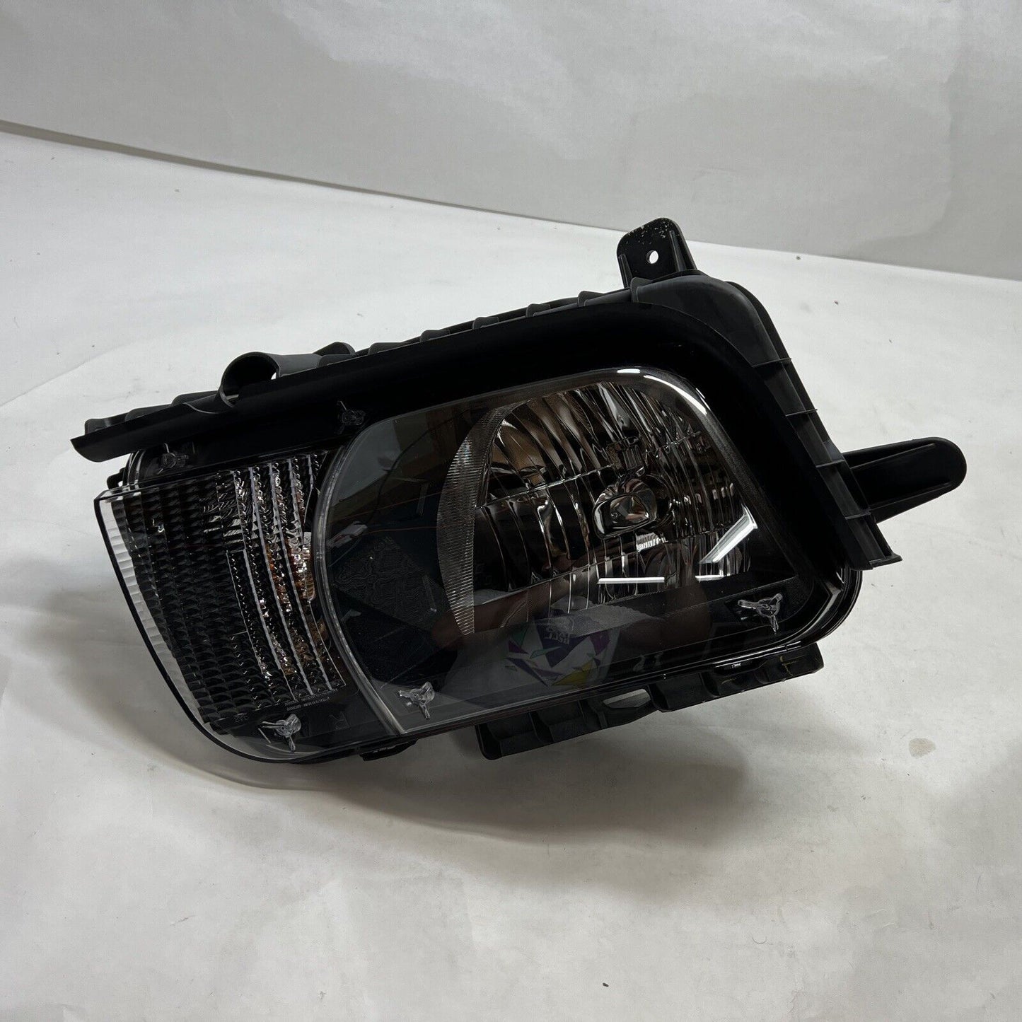 GM OEM Chevrolet Camaro-Headlight Head Light Headlamp 10-13 22959918