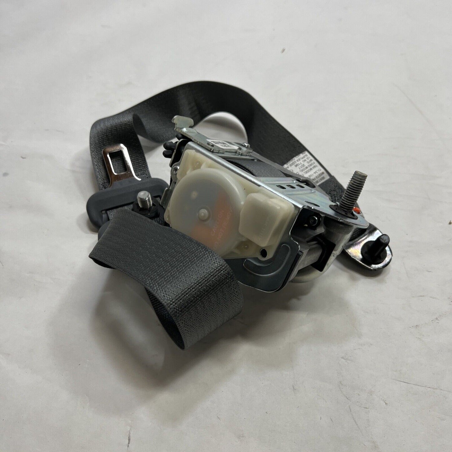 New OEM Genuine Ford F-150 2011-2014 Lap & Shoulder Belt CL3Z15611B09AF