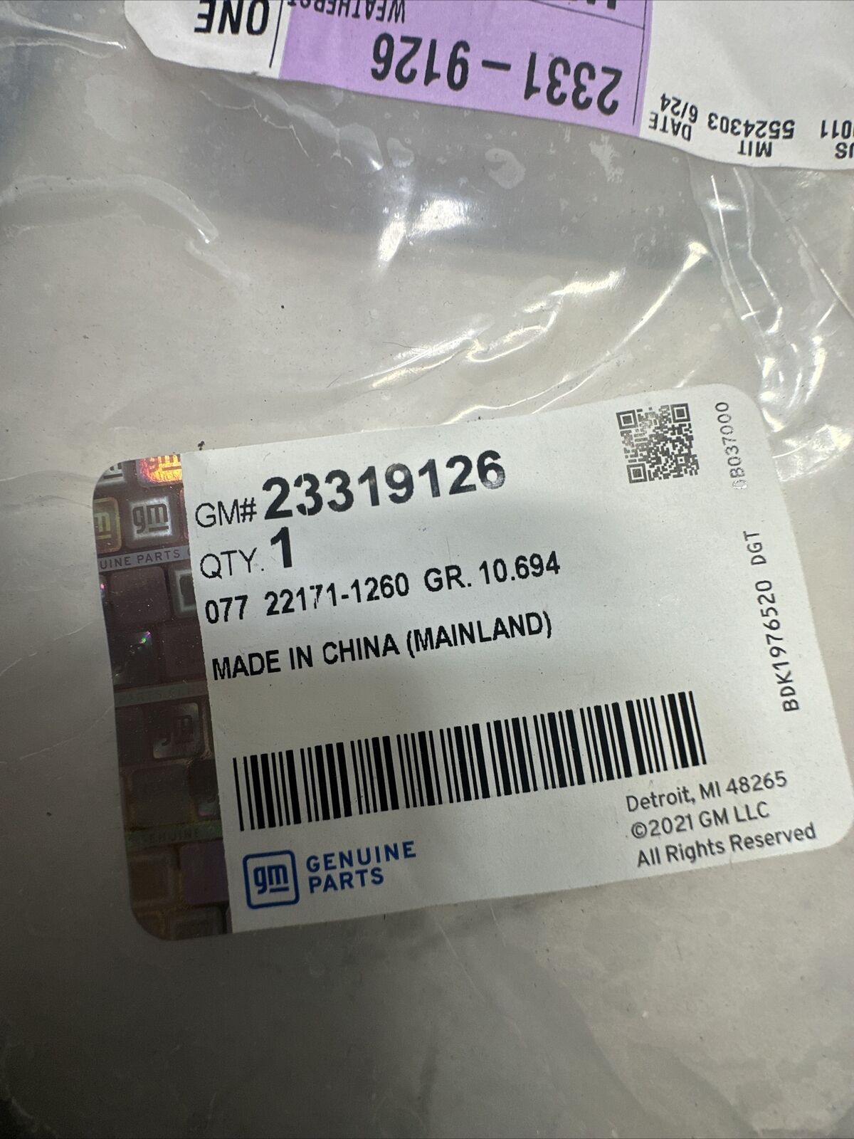 New OEM GM 2016-18 Buick Envision Rear Door Weather Strip  23319126