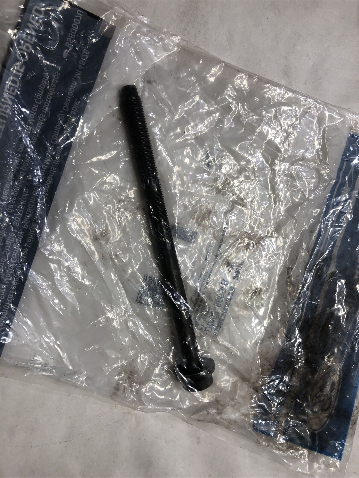 New Genuine Ford Bolt - Hex.Head DM5Z6065B / DM5Z-6065-B OEM