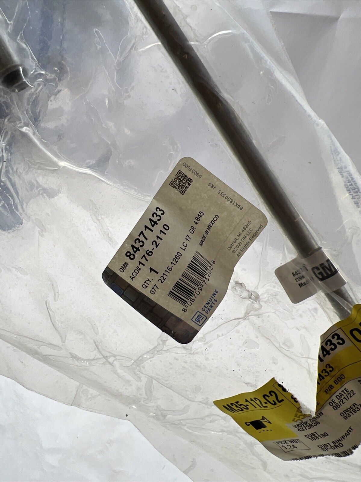 Genuine OEM GM Savana Express 2500 Brake Booster Outlet Hose 2003-2020 84371433