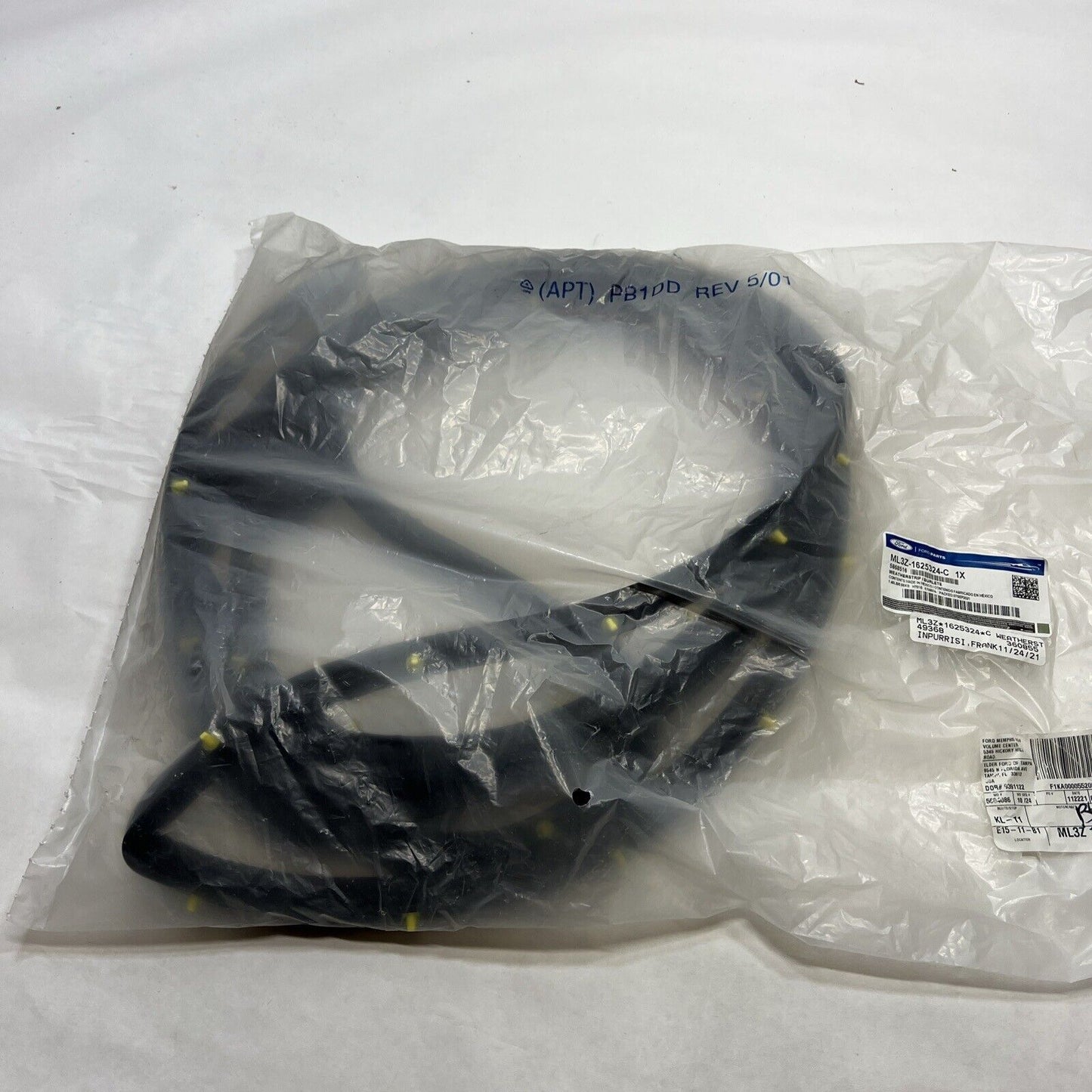 New OEM Genuine Ford F-150 2021-2023 Door Weather Strip ML3Z1625324C