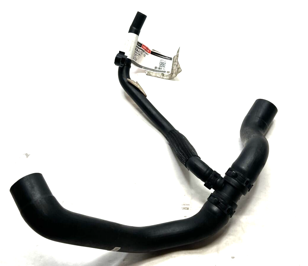 New OEM Genuine Ford Transit-150 Lower Radiator Coolant Hose Motorcraft KM6774