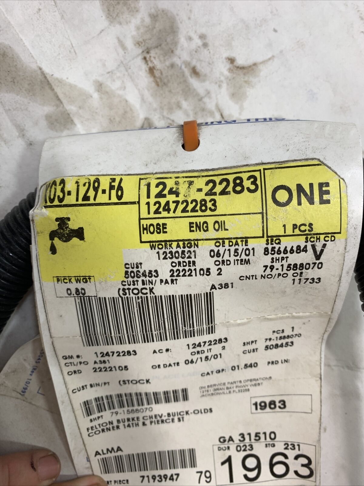 New OEM Genuine GM Upper Engine Oil Cooler Inlet Hose Assembly 12472278