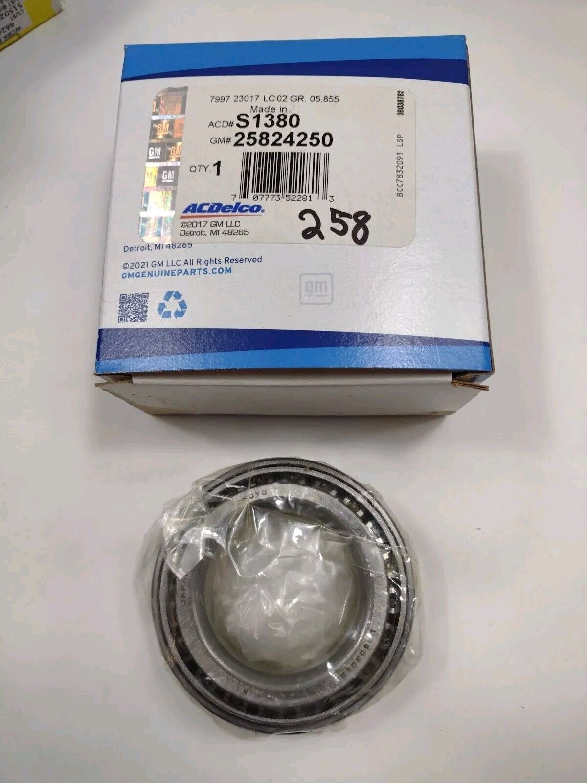 GM Genuine Parts 25824250 Differential Bearing
