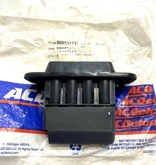 New OEM GM Connector ACDelco 88953171