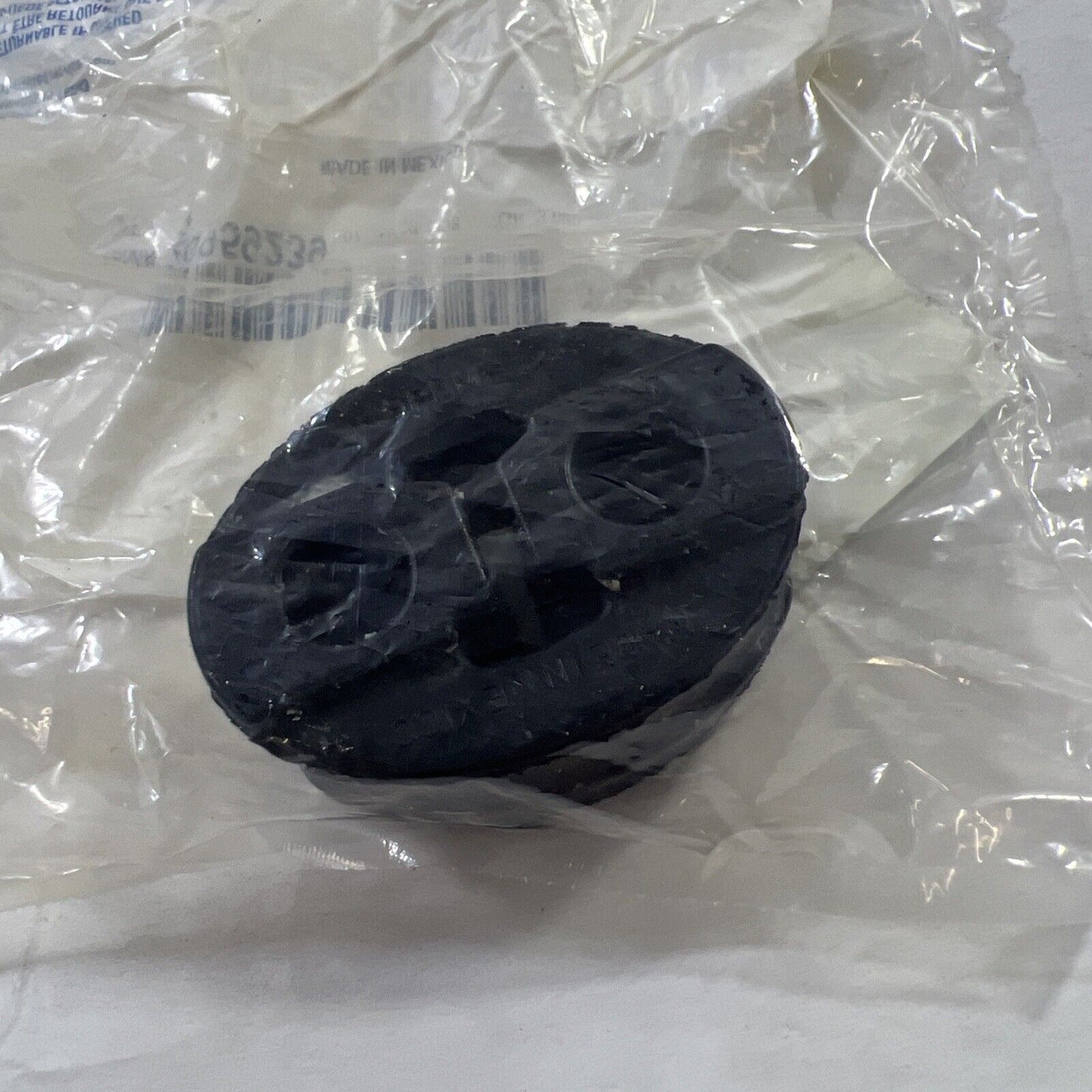 Genuine OEM GM Enclave Exhaust System Hanger Insulator 2011-2024 20959239