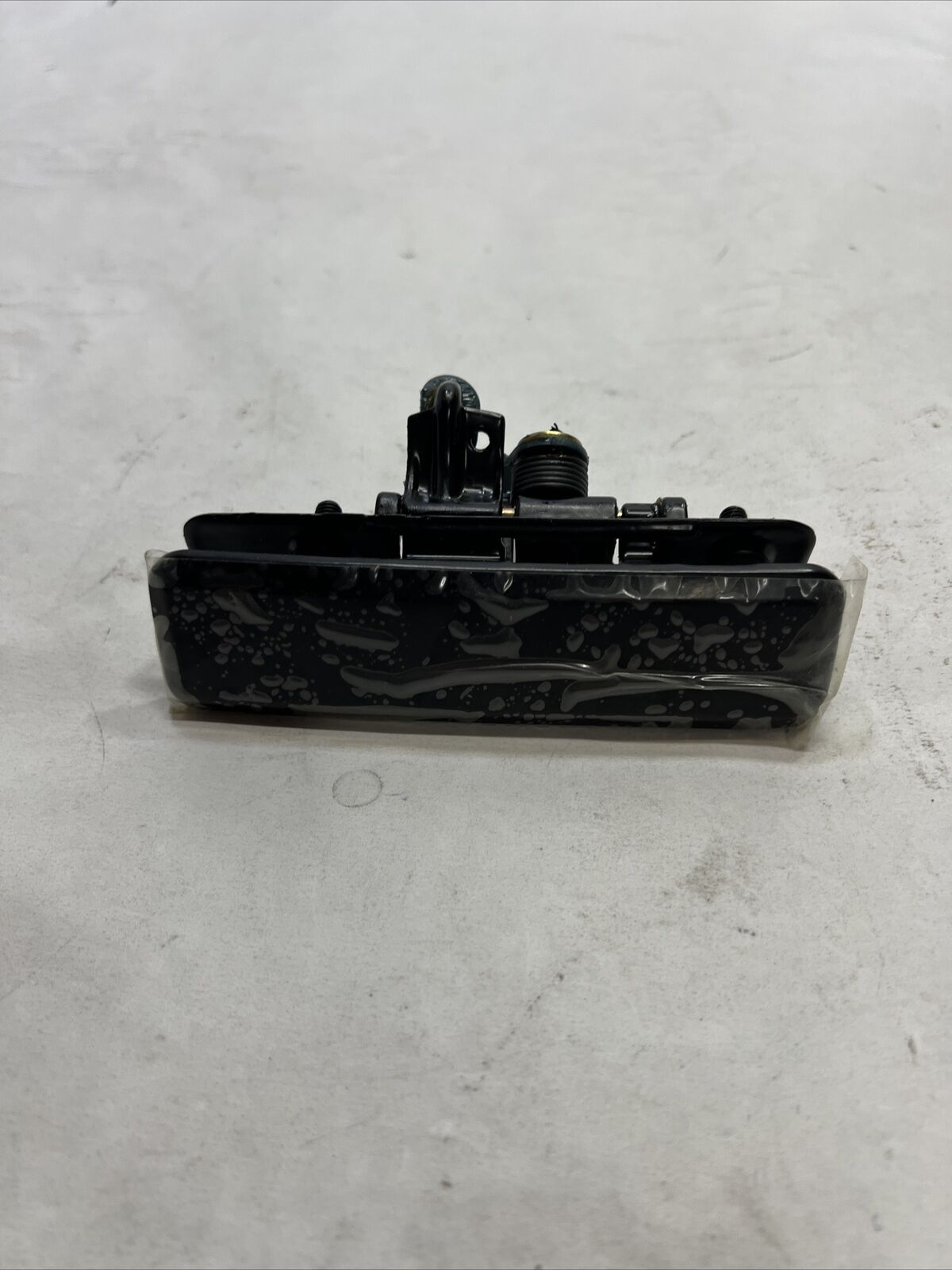 Genuine OEM GM Lumina APV Left Outside Driver Side Handle 1990-1996 10157549