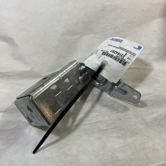 Genuine OEM GM Chevrolet Front Right Side Headlight Headlamp Bracket 23164207