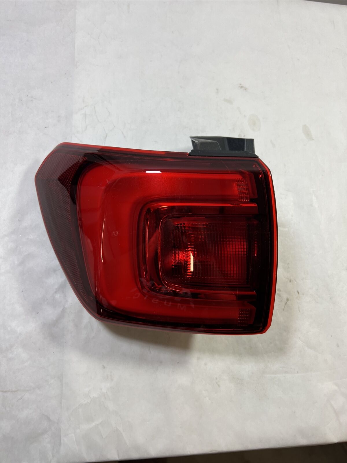 Genuine OEM GM Acadia Rear Driver Side Stop Lamp 2017-2019 84709444