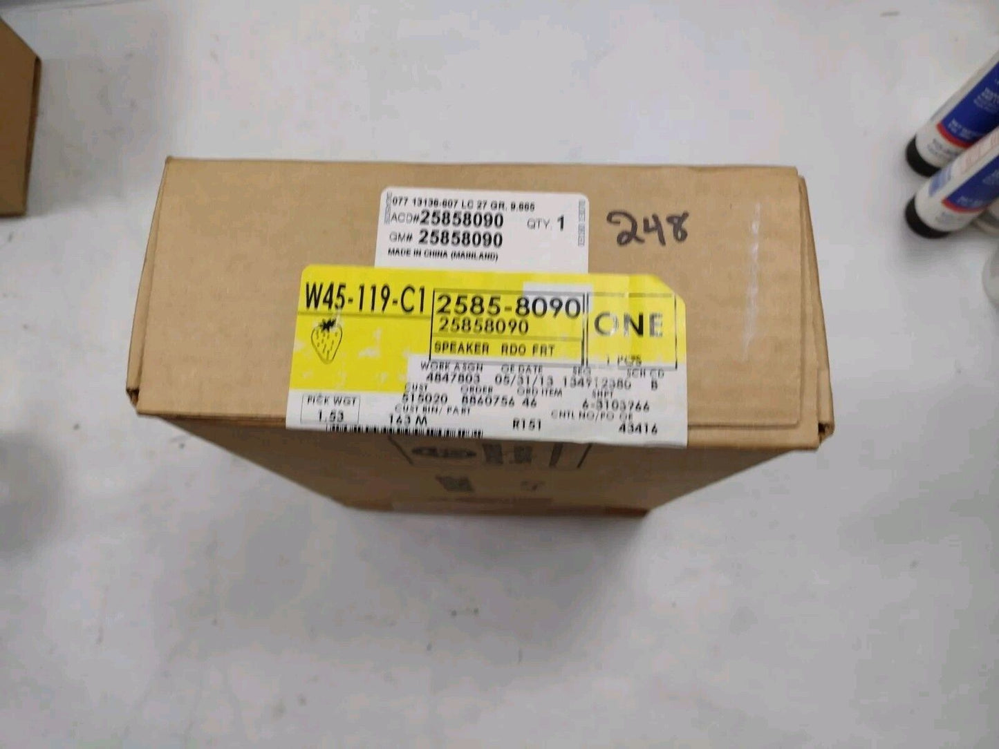 Genuine OEM GM Chevrolet Colorado Speaker 2004-2012 25858090