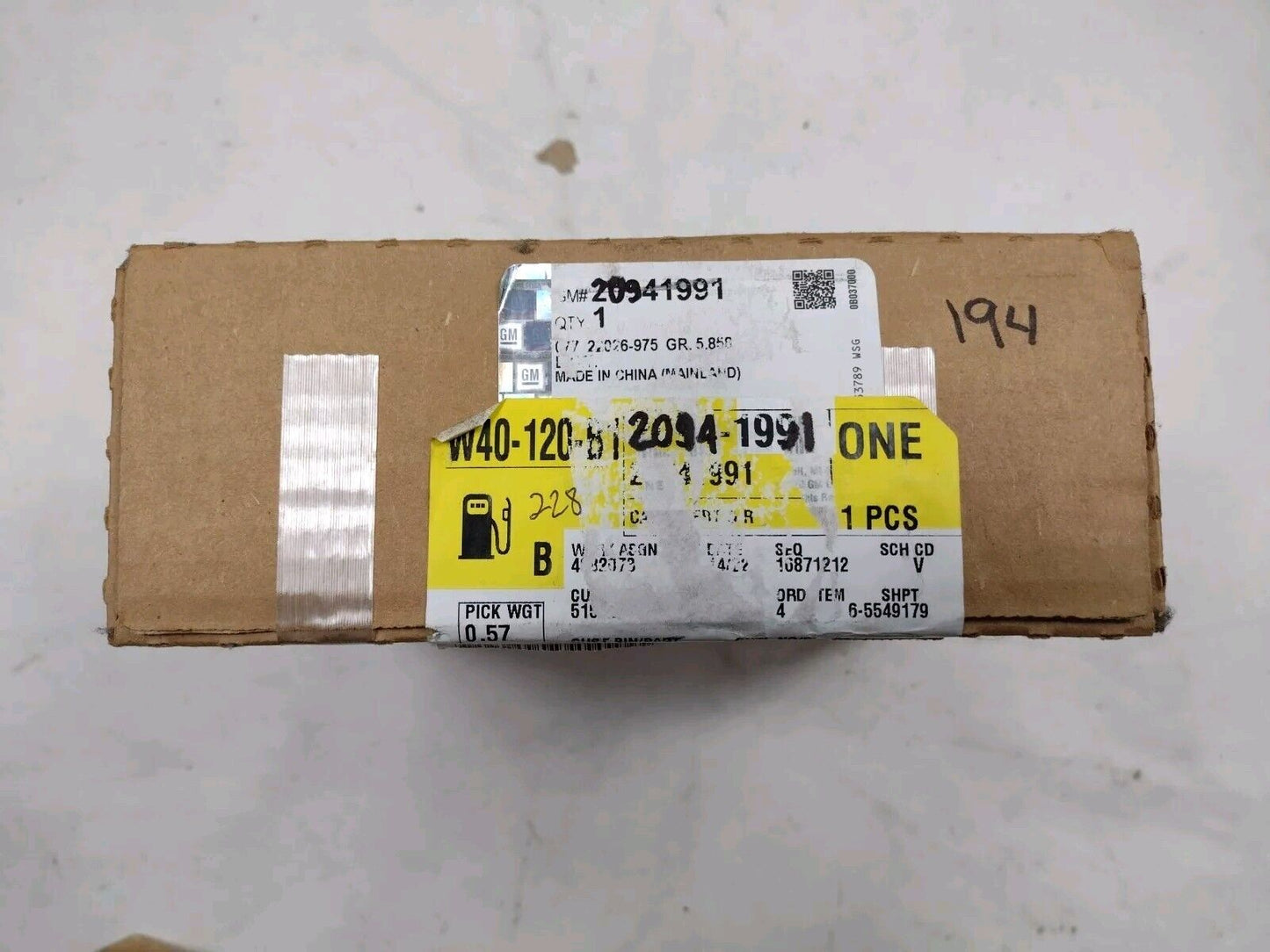 Genuine OEM GM Chevrolet Silverado 1500 Wheel Cap 2005-2018 20941991