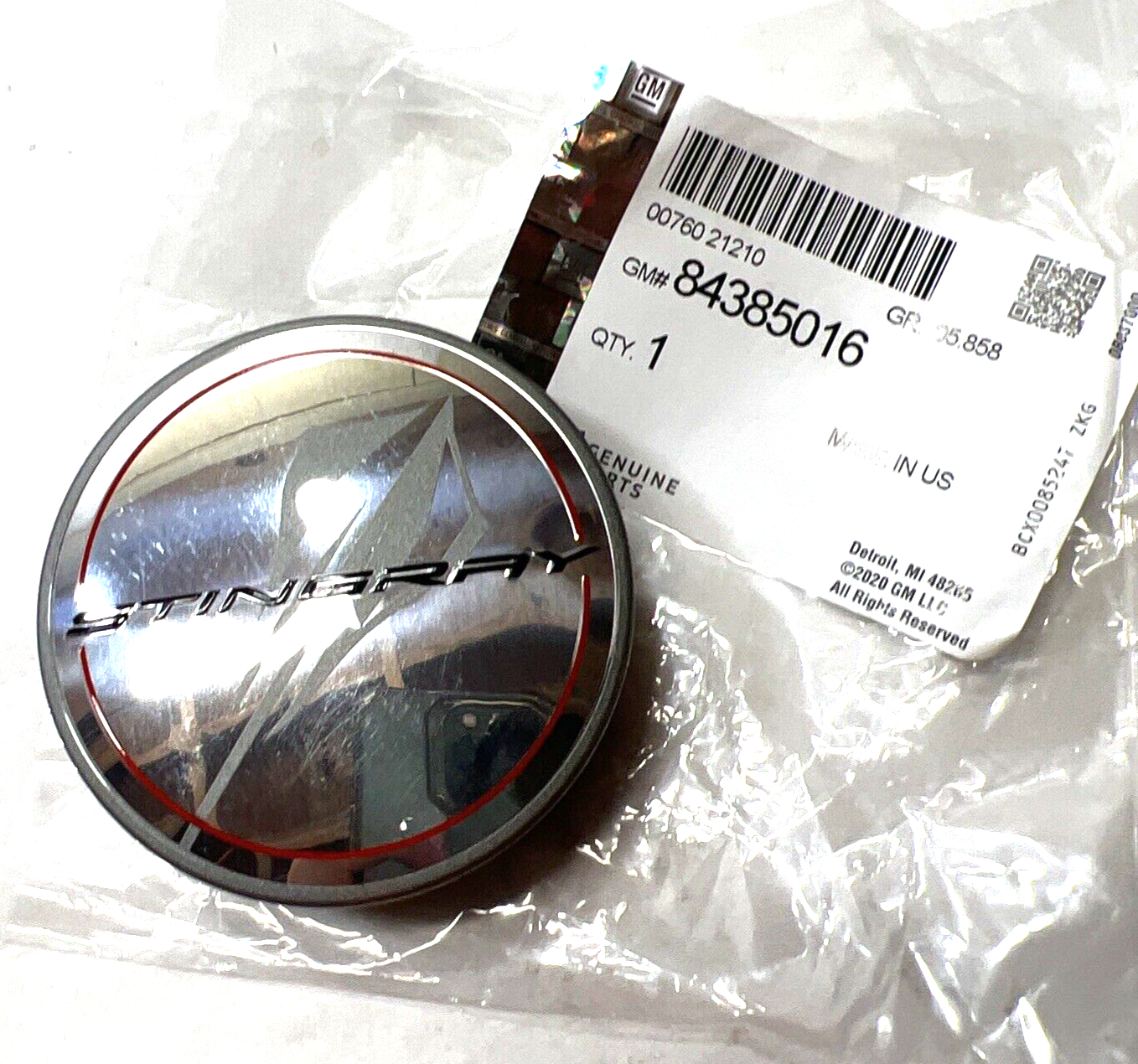 New OEM GM Genuine 2020-21 Corvette C8 Center Cap Silver Stingray Logo 84385016