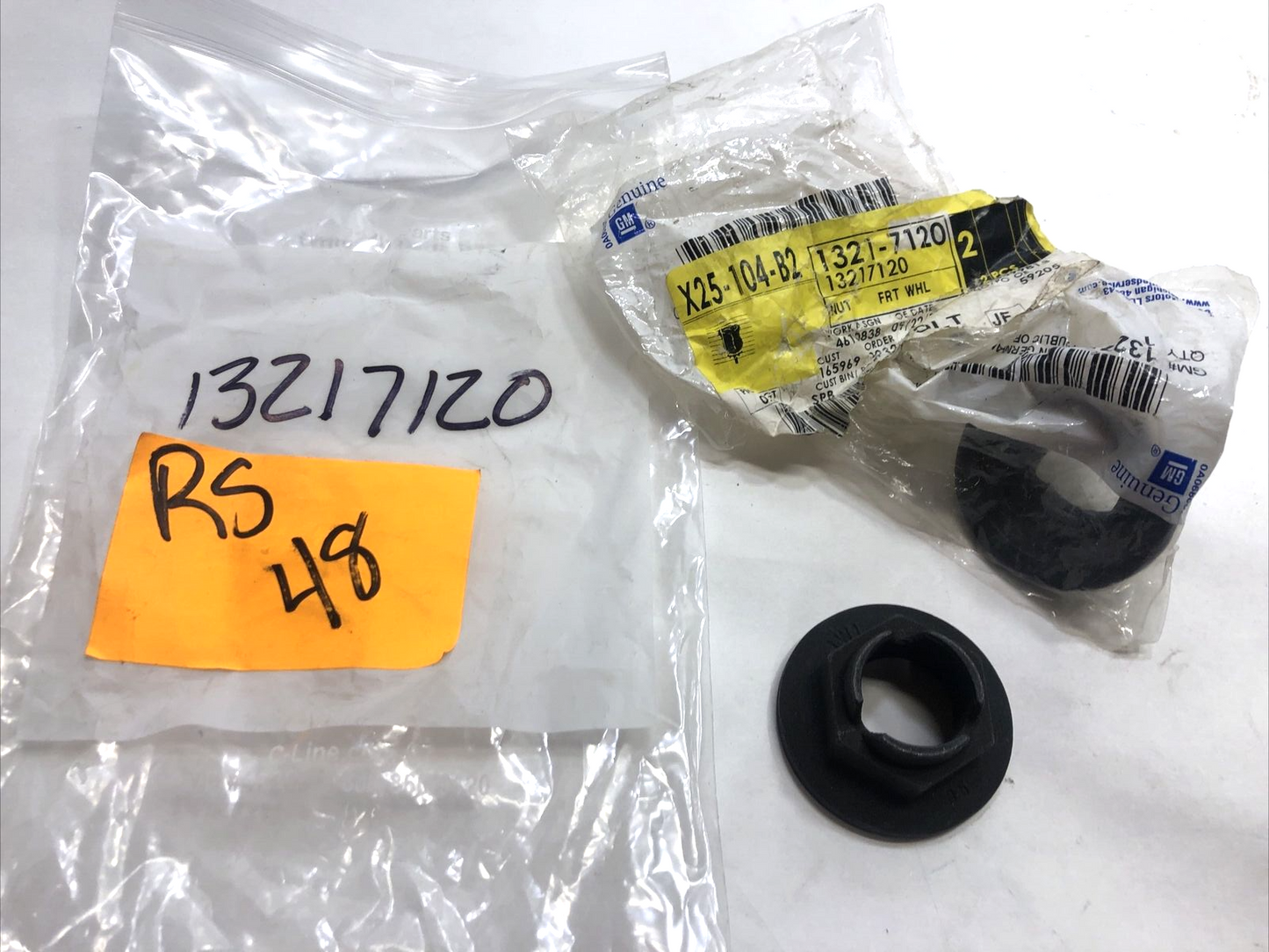 GM OEM Drive Axles-Front-Axle Nut 10-15  13217120