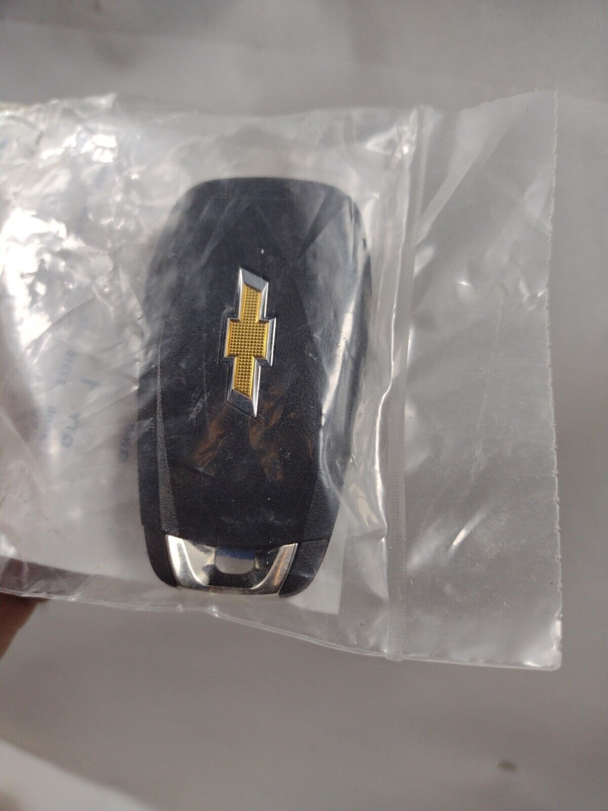 Genuine OEM GM Chevy Spark Door Lock Key Fob 2019-2022 13530754